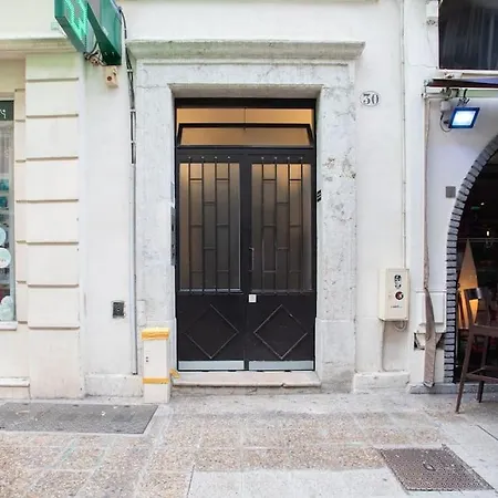 L37 F1 2 Min De La Balcon & Clim * Nice