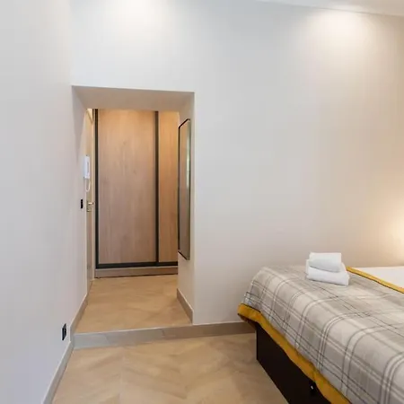 Apartment L37 F1 2 Min De La Balcon & Clim